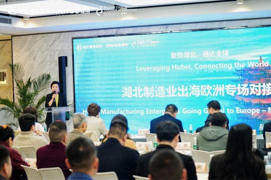 Business seminar with audience and presentation
